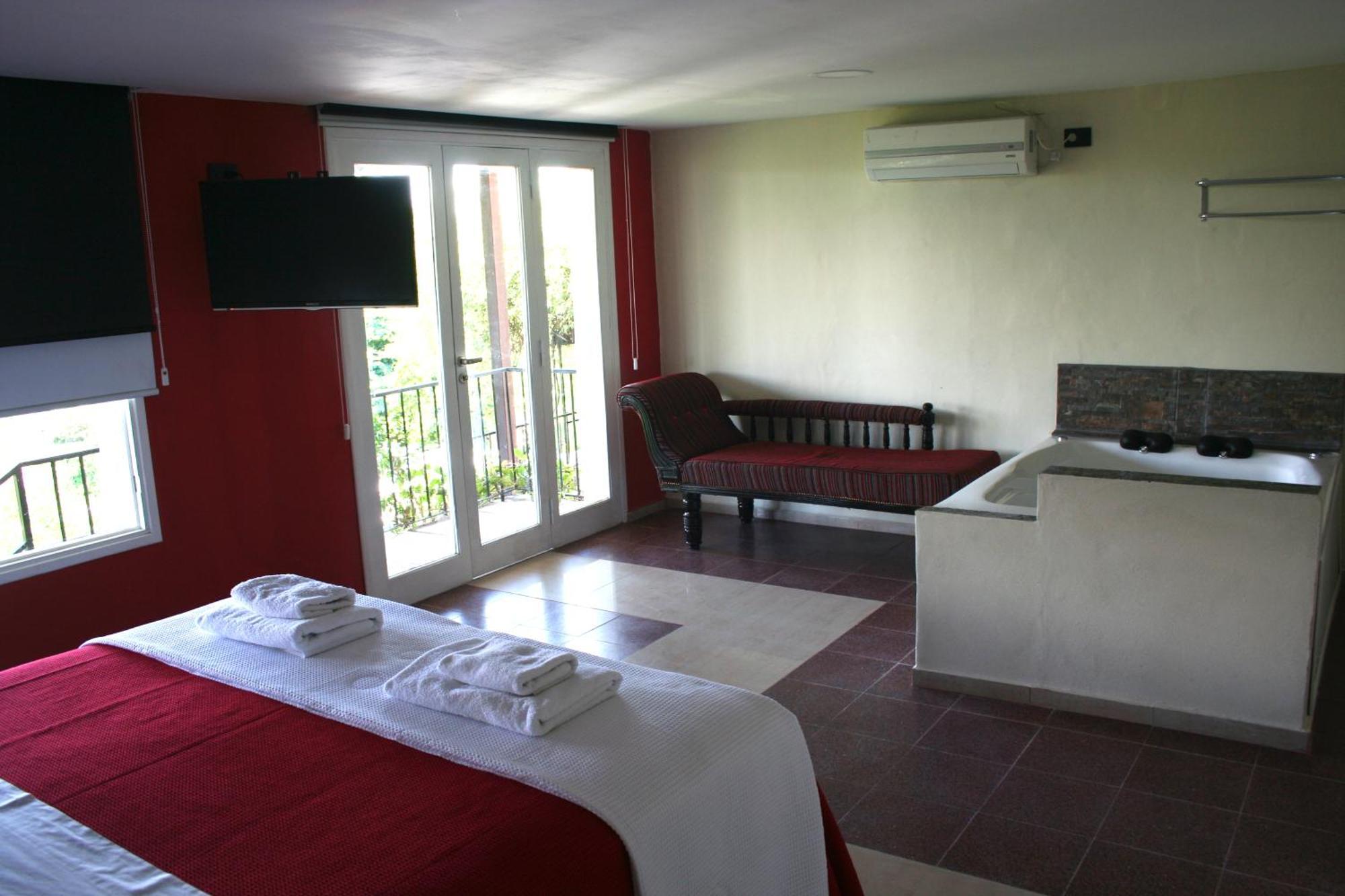 Casa Alta Hotel Boutique & Spa - Solo Adultos Villa Carlos Paz Buitenkant foto